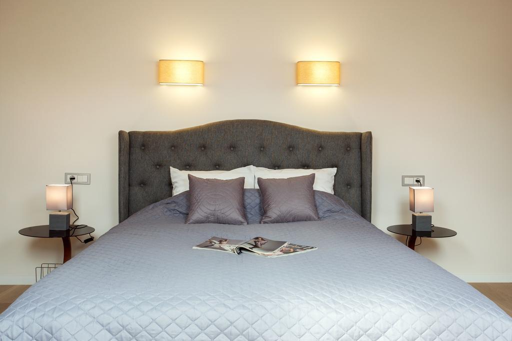 וילנה #Stayhere - Spacious 2Bdr Two Floor I Heart Of Old Town מראה חיצוני תמונה