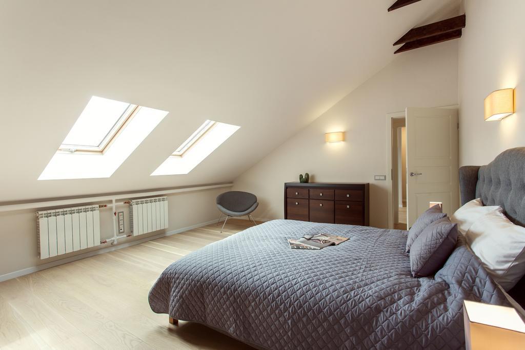 וילנה #Stayhere - Spacious 2Bdr Two Floor I Heart Of Old Town מראה חיצוני תמונה